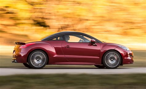 Sleek lines and a range of turbocharged engines have made the peugeot rcz an object of desire for many. Peugeot RCZ Coupe Review (2010 - 2015) | Parkers