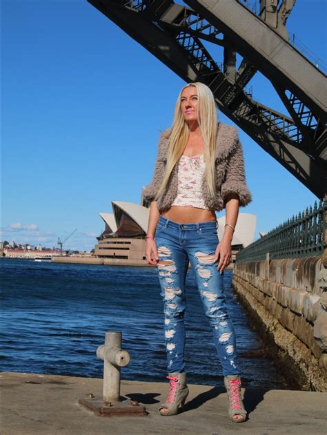 kerrie fitness ripped jeans 27 degrees love sydney kerrie fitness