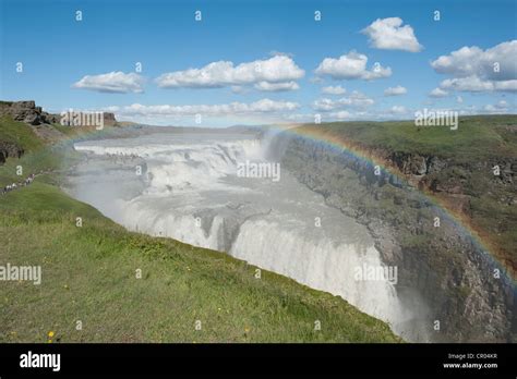 Großer Wasserfall Gullfoss Fluss Hvítá Mit Gischt Und Regenbogen