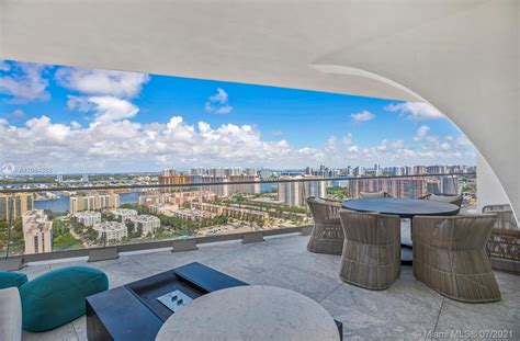 16901 Collins Ave 2603 Sunny Isles Beach Mls A11064353 For Sale