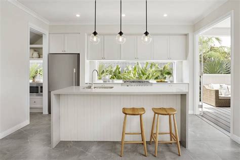 How To Create The Perfect Hamptons Kitchen