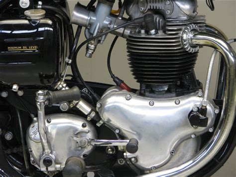 They are owned by a bank or a lender who took ownership through foreclosure proceedings. Norton 1962 650SS Dominator 650 cc 2 cyl ohv - Yesterdays