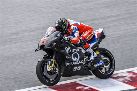 Jadwal race motogp belanda 2019 minggu 3062019 malam ini berikut urutan posisi start para pebalap. Bagnaia Bahagia Lepas Dahaga Finis di MotoGP Belanda 2019 ...