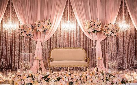 Top 10 Amazing Wedding Stage Decoration Ideas
