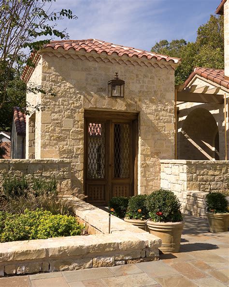 23 Beautiful Tuscan Home Style House Plans