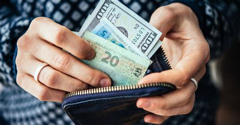 Заказать сувенирную банкноту 1 миллиард долларов 2021 сша. Курс валют на 10.02.2021: Евро пошло вверх, доллар немного ...