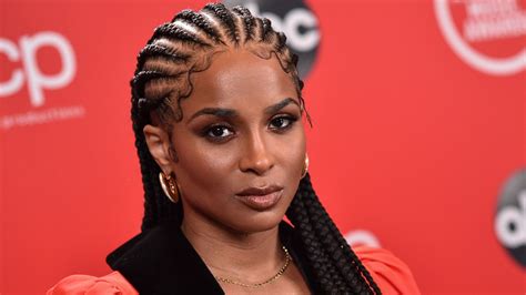 Ciara Switched To A Pink Hair Color Right Before Christmas Allure