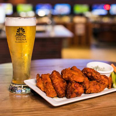 What streaming services have nbc sports chicago? Xfinity Live! - NBC Sports Arena