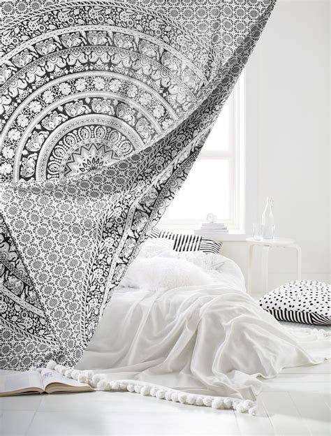 Printed Tapestry Blackwhite Guest Bedroom Design Bedroom Design