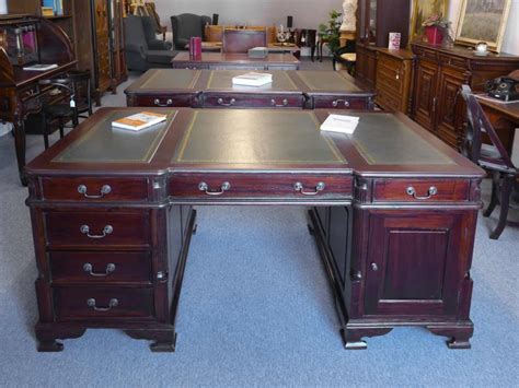 Check out some similar items below! schreibtisch antik optik - Com.ForAfrica