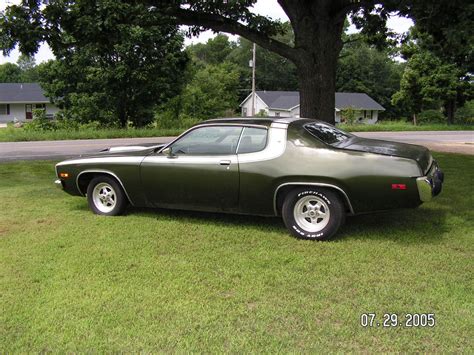 Maybe you would like to learn more about one of these? 1973 Plymouth Roadrunner - Information and photos - MOMENTcar
