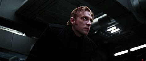 Star wars tfa, star wars tlj, crash pad, about time. brendol hux on Tumblr