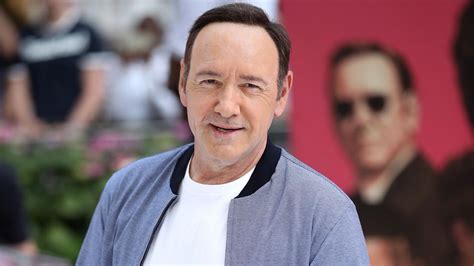 prosecutors file to drop kevin spacey sexual assault charges