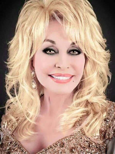 Dolly Beautiful Old Woman Pretty Woman Dolly Parton Wigs Dolly Parton Quotes Dolly Parton