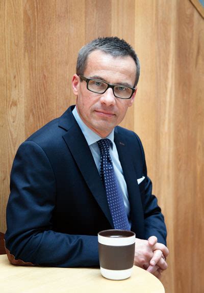 He has been a member of the riksdag (mp). Sex lägenhetsfifflare vi minns - Dagens Arena