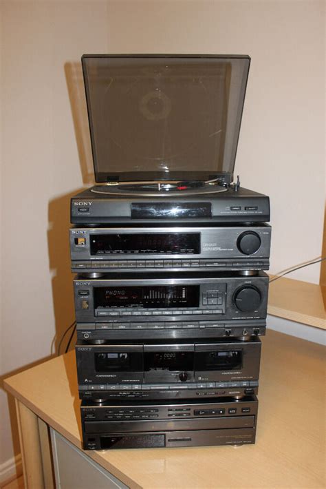 Sony Stack Stereo System As New Turntable Plus Speakers And Remote No