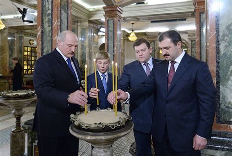 Аляксандр рыгоровіч лукашэнко) — белорусский политический и государственный деятель, первый президент республики беларусь. Лукашенко и еще 29 белорусским чиновникам запретили въезд ...