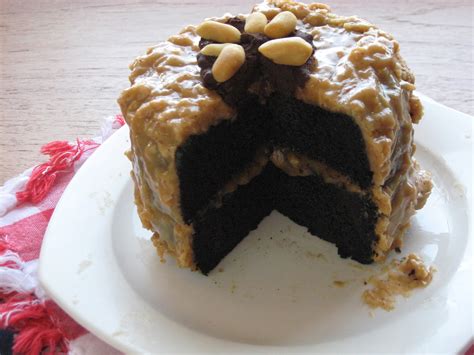 Make the peanut butter mousse: VeganForOne: Chocolate Tofu Cake with Peanut Butter ...