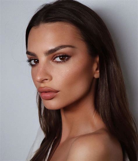 Discover images and videos about emily ratajkowski from all over the world on we heart it. Emily Ratajkowski - Social Media 04/05/2020 • CelebMafia