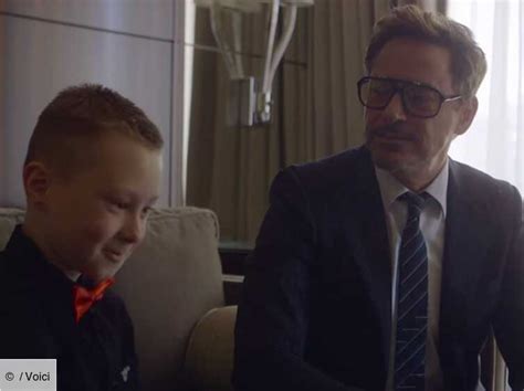 Video Robert Downey Jr Fait Une Belle Surprise Un Enfant Handicap