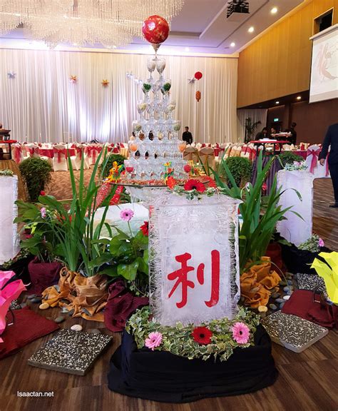 With a beautiful backdrop of lush greenery and undulating fairways, the sime darby convention centre (sdcc) offers a perfect setting for business and social events in an elegant and exclusive. CNY 2019 @ Sime Darby Convention Centre | Isaactan.net ...