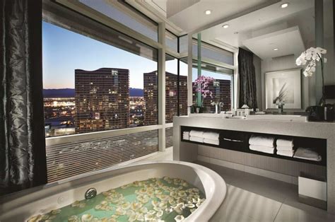 Hotels That Have Jacuzzi Rooms