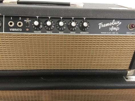 I restored a 1961 fender tremolux amplifier with new cream tolex and oxblood grill cloth. Photo Fender Tremolux : Fender Tremolux Blackface 1965 ...