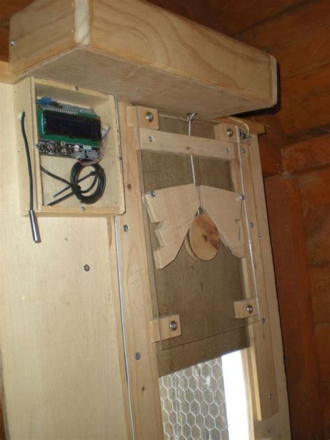Integrated programmable precise timer and light sensor to operate the opening and closing of the door. Arduino Chicken Coop Controller