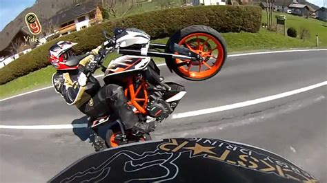 Ktm duke 690, 690 enduro and 690 supermoto in action. Duke 390 Wheelies !!! Music VIDEO - YouTube
