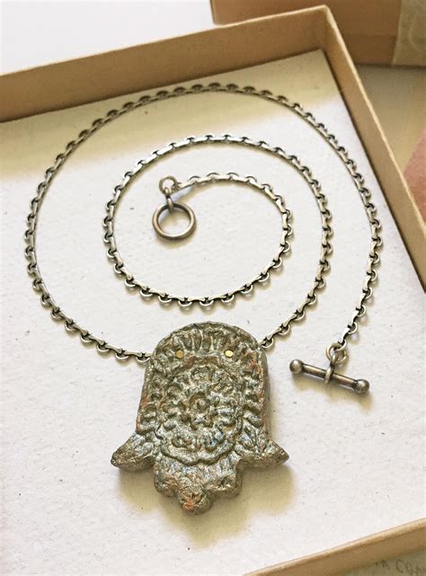 A whole year together is very special, it's a big deal whatever your age and you will want to celebrate and show. Sentimental 1st anniversary gift for wife Meaningful ...