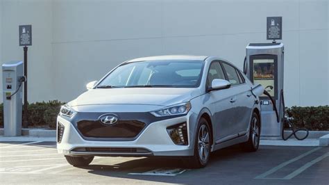 Does Hyundai Ioniq Have Fast Charging? 2