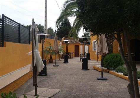 Compra estufas para terraza al precio más barato, renueva la terraza de tu bar o cafetería al mejor precio. ALQUILER Estufas Exterior, Calefacción, Jardín, Terrazas