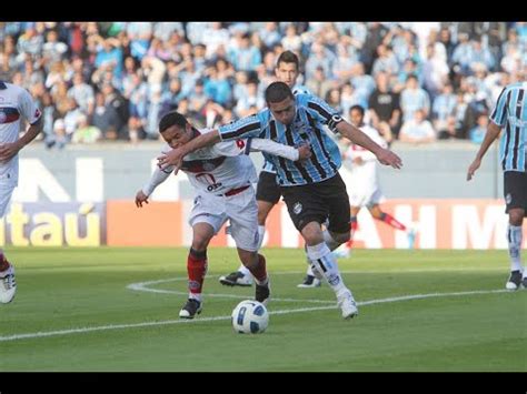 17ª rodada do campeonato brasileiro. Grêmio 2 x 0 Bahia - Campeonato Brasileiro 2011 - YouTube