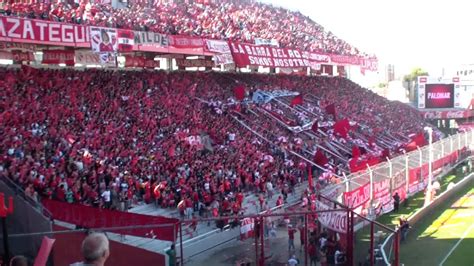 On average in direct matches both teams scored a 2.20 goals per match. Hinchada Independiente vs. Racing Torneo Final 2013 - YouTube
