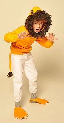 The most exotic and cool cat collection of tiger king costumes in one place! I like the hoodie part! Lion costume free pattern | Lion ...