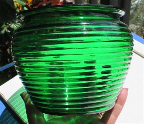 vintage emerald green ribbed national potteries glass vase etsy emerald green vintage green