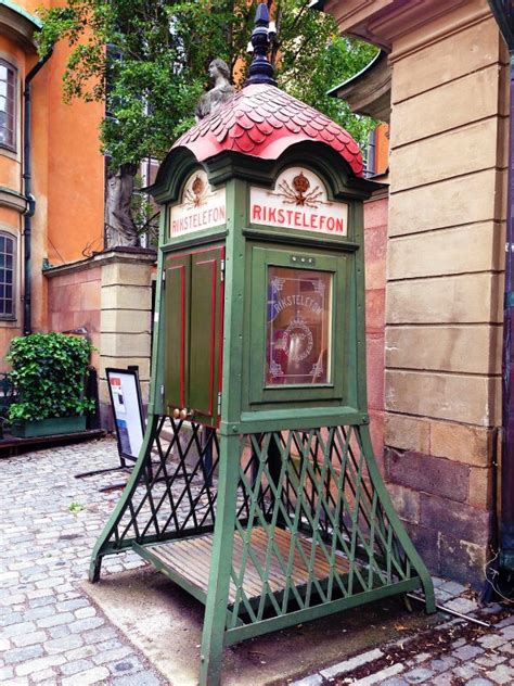 Per trovare una cabina telefonica attiva utilizzando il servizio trova telefono, collegati innanzitutto al sito internet di tim cliccando sul collegamento che ti ho appena fornito e compila i campi inserisci un comune e inserisci indirizzo digitando, rispettivamente, il comune e l'indirizzo (facoltativo) nel quale desideri sapere se è ubicata una cabina telefonica e pigia sul pulsante blu trova telefono posto immediatamente sotto il modulo di ricerca. Cabine del telefono: i telefoni pubblici più strani del ...