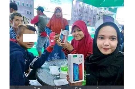 Gambar ini ialah gambar mewarna upin & ipin yang menjadi pahlawan. Wallpaper Upin Ipin Estetik - doraemon