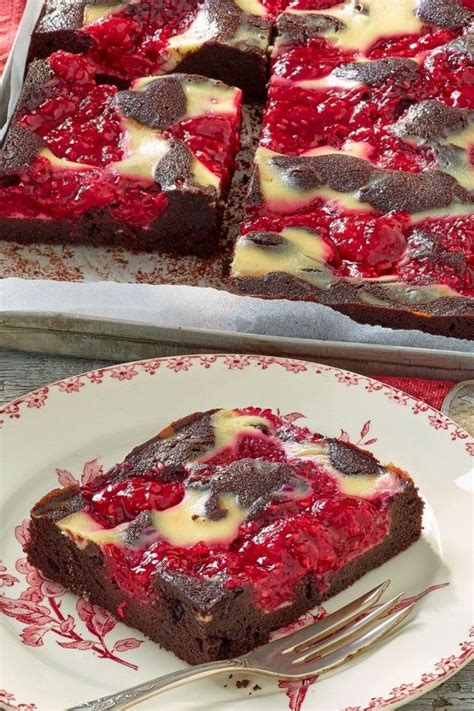 Maybe you would like to learn more about one of these? Himmlischer Brownie-Kuchen mit Himbeeren | Rezept ...