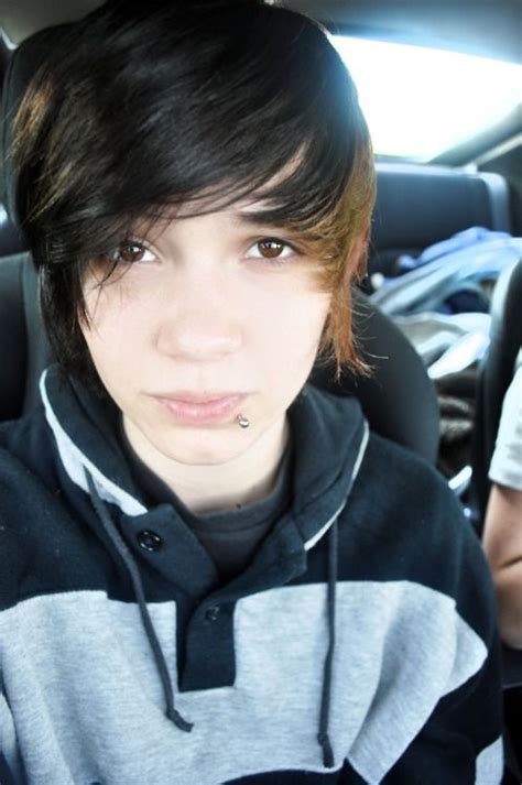 Cutting the hair is easy, growing it long is not. Pictures 11 of 15 - Emo Hairstyles For Guys With Brown ...
