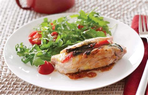 This tomato, basil, and mozzarella chicken is perfection on a plate! Chicken stuffed with mozzarella, basil and tomatoes ...