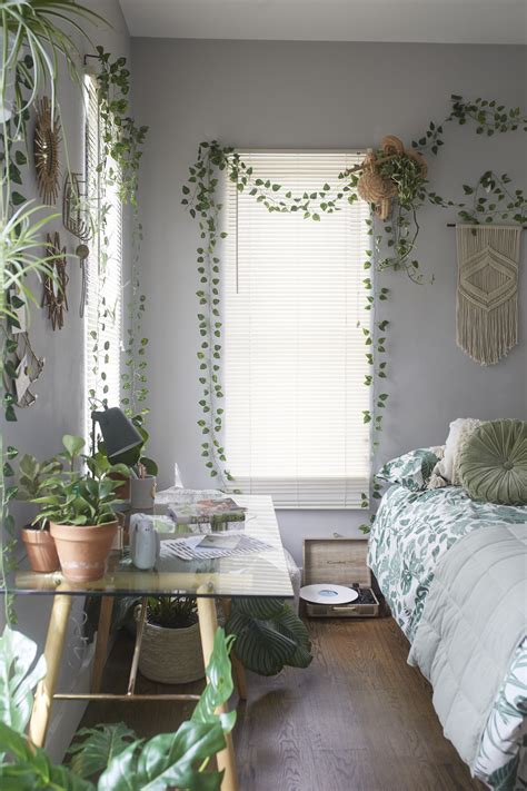 Natural Aesthetic Bedroom Fake Vines Room Decor – TRENDECORS