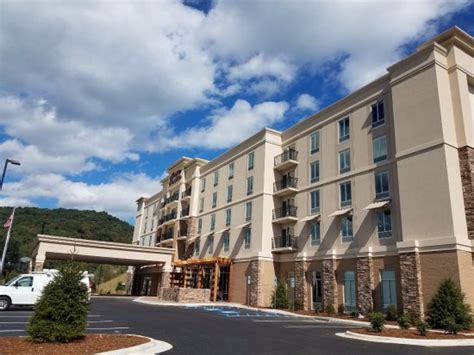 Hampton inn & suites by hilton boone is feeling happy. Hampton Inn & Suites Boone - UPDATED 2018 Prices, Reviews ...