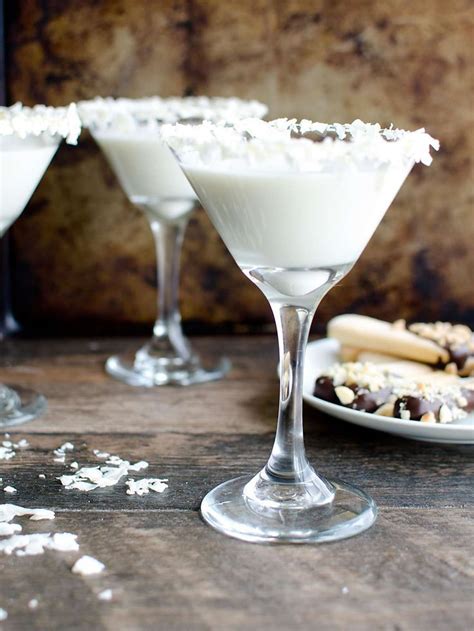 What To Drink When Youre Not Drinking This Coconut Creme Martini