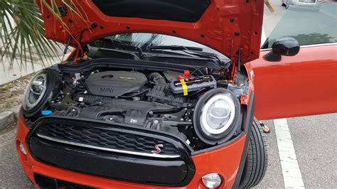 Let's give it a jump! How 2 Jumpstart Mini Cooper - YouTube