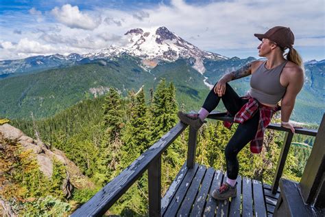 The 11 Best Mt Rainier Hikes To Add To Your Washington Bucket List