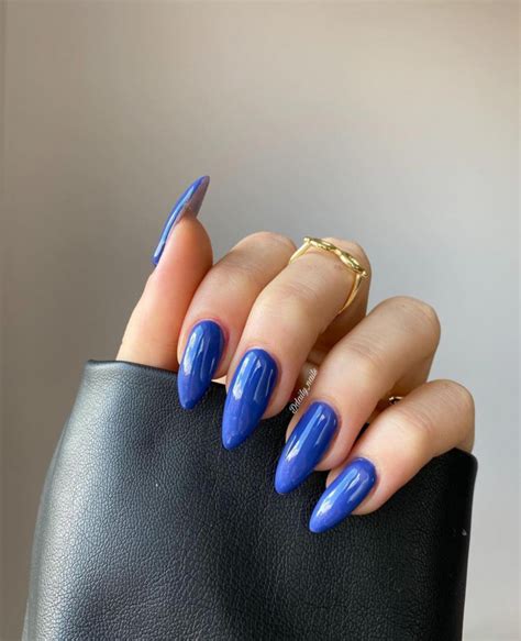 40 Gorgeous Royal Blue Nail Designs Royal Blue Almond Nail Colour I