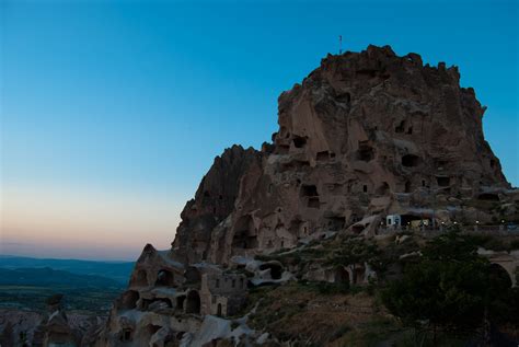 Il soggiorno perfetto in alcuni semplici clic! VILLAGGIO DI UCHISAR - Viaggi, vacanze e turismo: Turisti ...