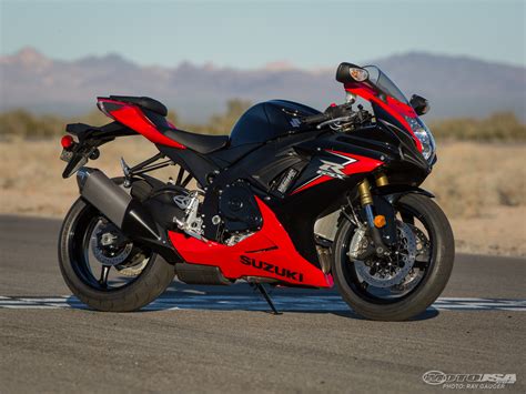 Review look at the 750s decade ran from january 1, 750, to december 31, 759. 2014 Suzuki GSX-R 750 - Moto.ZombDrive.COM