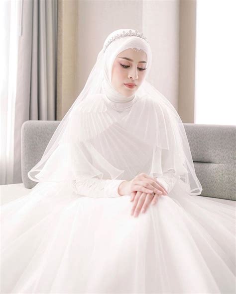 Beli gaun pengantin muslimah online berkualitas dengan harga murah terbaru 2021 di tokopedia! 10 Inspirasi Gaun Pengantin Muslimah ala Figur Publik 2020